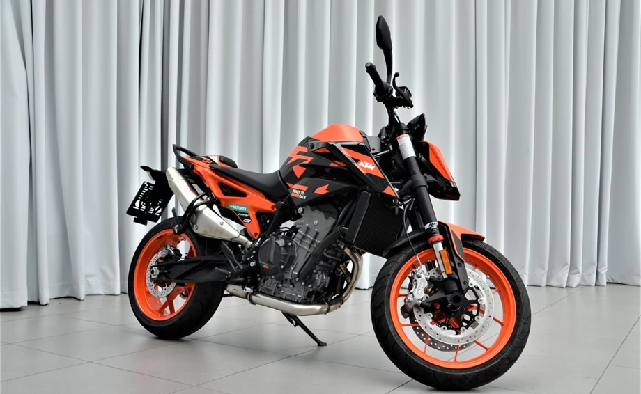 Angebot KTM 890 Duke Bild 6: Angebot KTM 890 Duke