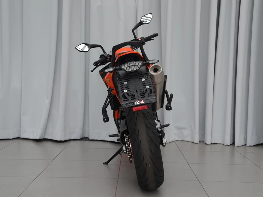 Angebot KTM 890 Duke Bild 7: Angebot KTM 890 Duke