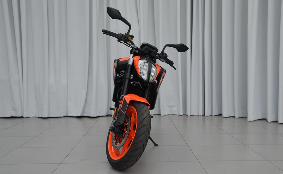 Angebot KTM 890 Duke Bild 9: Angebot KTM 890 Duke