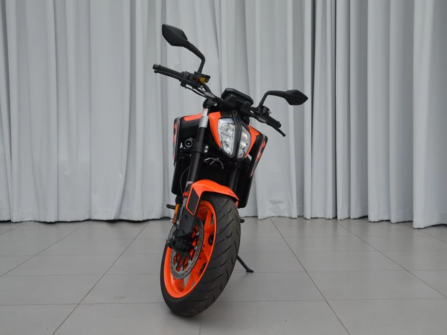 Angebot KTM 890 Duke Bild 9: Angebot KTM 890 Duke