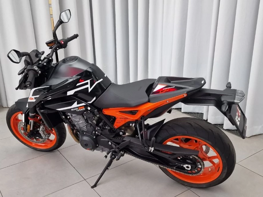 Angebot KTM 890 Duke Bild 7: Angebot KTM 890 Duke
