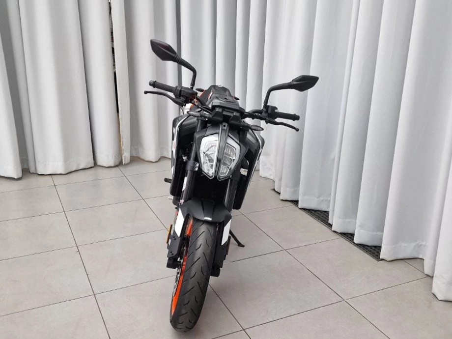 Angebot KTM 890 Duke Bild 9: Angebot KTM 890 Duke