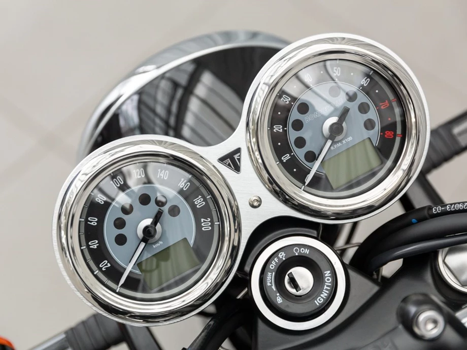 Angebot Triumph Bonneville T100 Bild 10: Angebot Triumph Bonneville T100