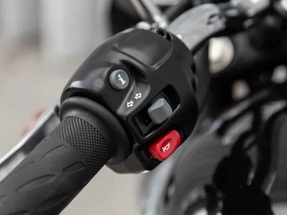 Angebot Triumph Bonneville T100 Bild 11: Angebot Triumph Bonneville T100