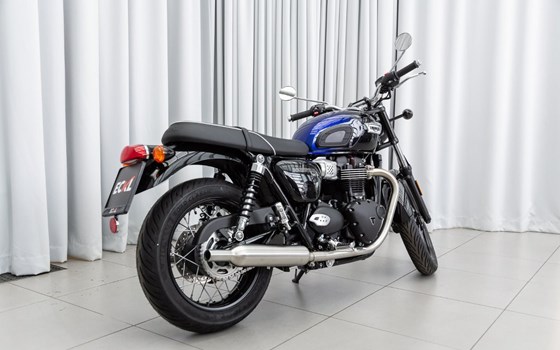 Neufahrzeug Triumph Bonneville T100 - Bild 5 Neufahrzeug Triumph Bonneville T100 - Bild 5