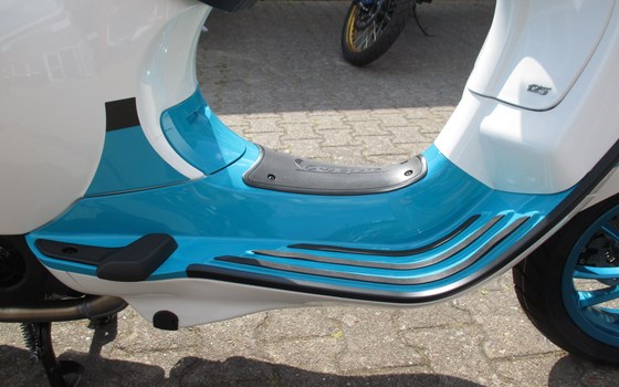 Neufahrzeug Vespa Primavera 125 Color Vibe - Bild 12