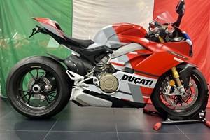 Offer Ducati Panigale V4 S Corse