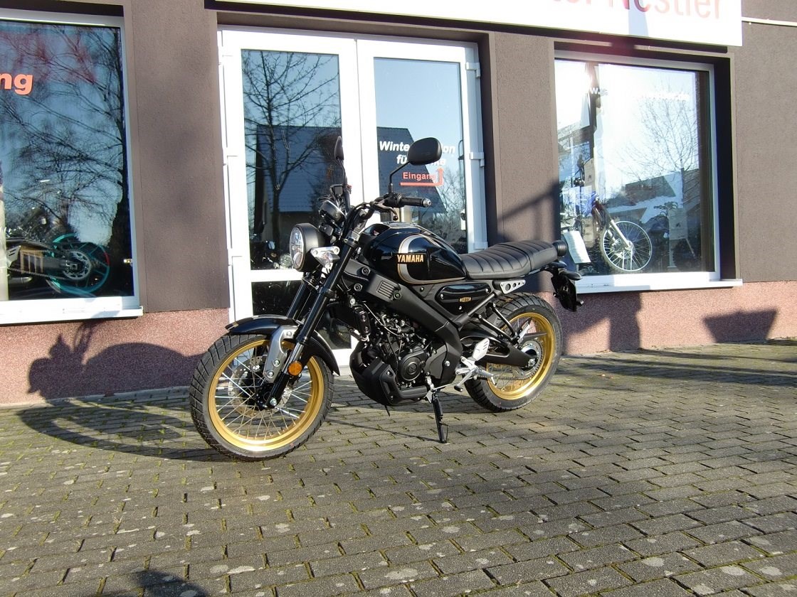 Yamaha XSR125 Legacy