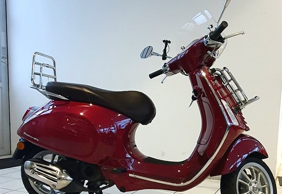 Vespa Primavera 50 Touring