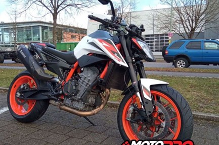 KTM 890 Duke R