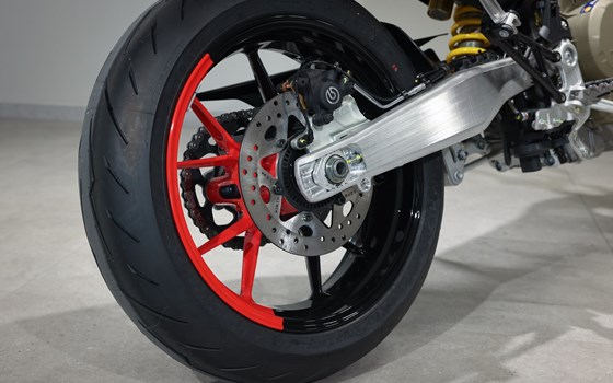 Neufahrzeug Ducati Hypermotard 698 Mono RVE - Bild 3 Neufahrzeug Ducati Hypermotard 698 Mono RVE - Bild 3