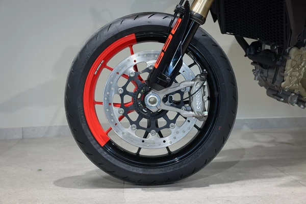 Ducati Hypermotard 698 Mono RVE (RVE Design) - Bild 7