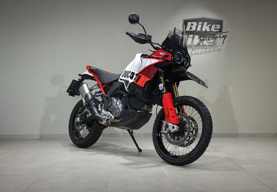 Ducati DesertX Rally (Iron Giant Design)