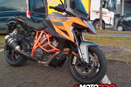 KTM 1290 Super Duke GT