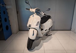 Neumotorrad Vespa GTS 300 Super