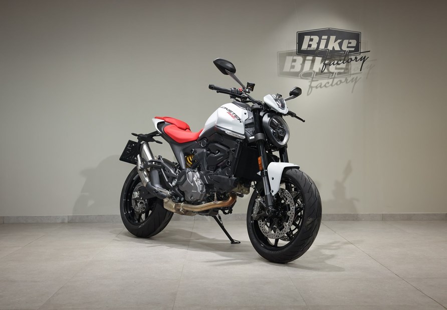 Ducati Monster + (weiß)