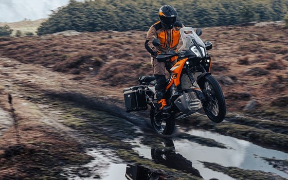 Neufahrzeug KTM 890 Adventure - Bild 4 Neufahrzeug KTM 890 Adventure - Bild 4