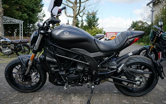 Neufahrzeug Benelli 502 C - Bild 7