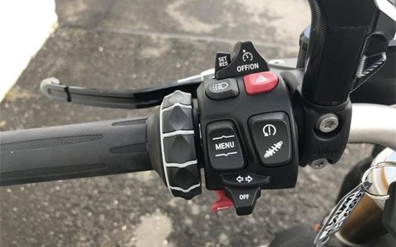 Gebrauchtmotorrad BMW R 1250 R - Bild 9