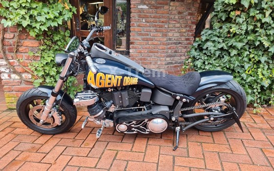 Gebrauchtmotorrad Harley-Davidson Softail Breakout 117 - Bild 3