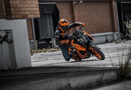 Neumotorrad KTM 390 Duke