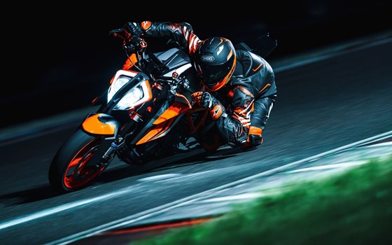 Neufahrzeug KTM 1290 Super Duke R EVO - Bild 8