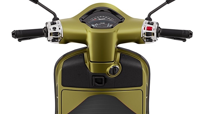 Vespa GTS 300 hpe Super Sport (Verde Ambizioso) - Bild 8