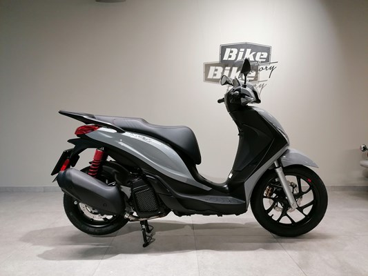 Piaggio Medley S 125 ie IGET (Grigio Materia) - Bild 2