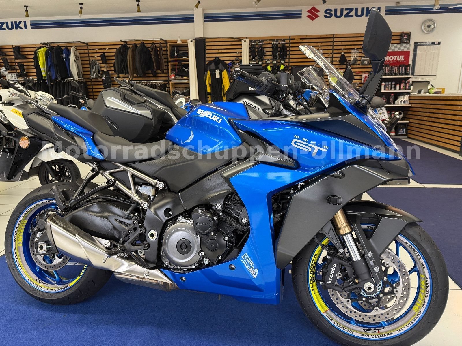 Suzuki GSX-S1000GT