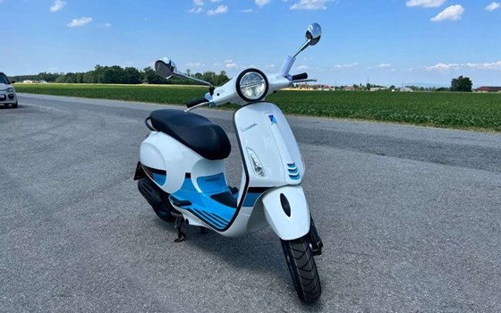 Neufahrzeug Vespa Primavera 125 Color Vibe - Bild 1 Neufahrzeug Vespa Primavera 125 Color Vibe - Bild 1