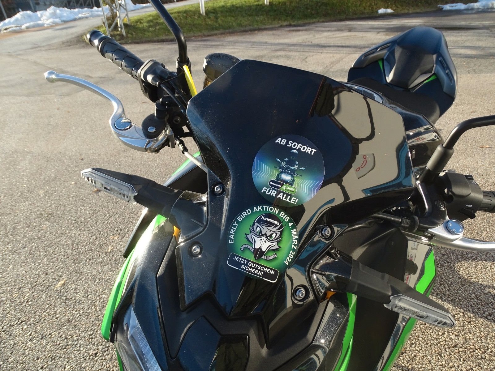 Motorrad Kawasaki Z900 sofort verfügbar, Modell 2024!, Baujahr