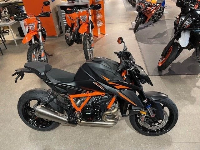 Angebot KTM 1290 Super Duke R EVO Bild 3: Angebot KTM 1290 Super Duke R EVO
