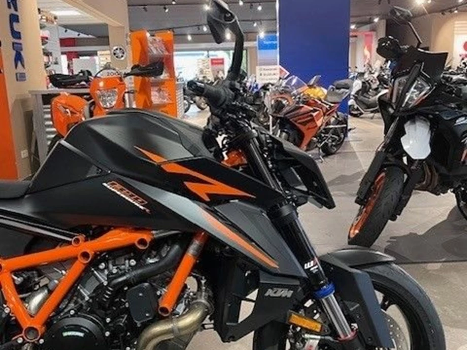 Angebot KTM 1290 Super Duke R EVO Bild 4: Angebot KTM 1290 Super Duke R EVO