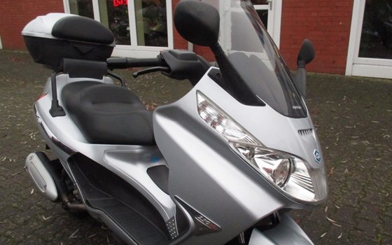 Gebrauchtmotorrad Piaggio X8 250 i.e. - Bild 15