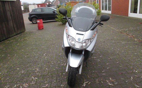 Gebrauchtmotorrad Piaggio X8 250 i.e. - Bild 7