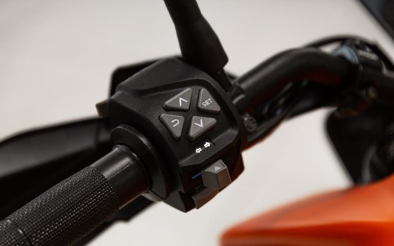 Gebrauchtmotorrad KTM 390 Adventure - Bild 12