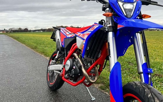 Neufahrzeug Beta RR 125 4T - Bild 7 Neufahrzeug Beta RR 125 4T - Bild 7