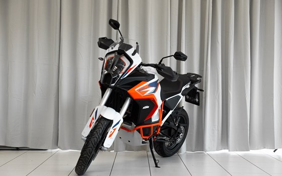 Neufahrzeug KTM 1290 Super Adventure - Bild 2
