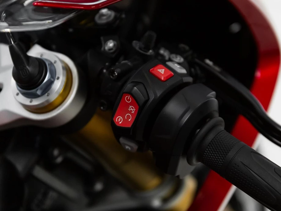 Angebot Triumph Speed Triple 1200 RR Bild 10: Angebot Triumph Speed Triple 1200 RR