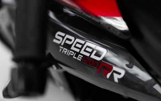 Neufahrzeug Triumph Speed Triple 1200 RR - Bild 12
