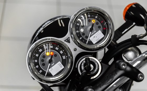 Neufahrzeug Triumph Bonneville T100 - Bild 10