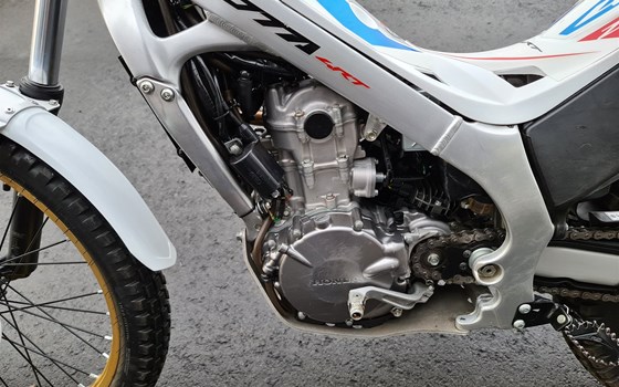 Gebrauchtmotorrad Honda Montesa COTA 4RT 260 - Bild 6 Gebrauchtmotorrad Honda Montesa COTA 4RT 260 - Bild 6