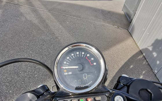 Gebrauchtmotorrad Harley-Davidson Sportster XL 1200CX Roadster - Bild 6