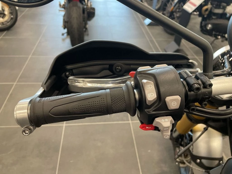 Angebot Triumph Scrambler 1200 XE Bild 7: Angebot Triumph Scrambler 1200 XE