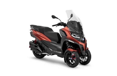 Neumotorrad Piaggio MP3 400 Sport