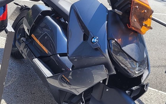 Gebrauchtmotorrad BMW CE 04 - Bild 1