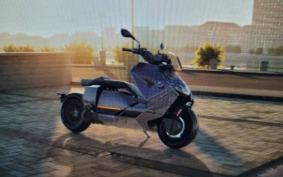 Gebrauchtmotorrad BMW CE 04 - Bild 2