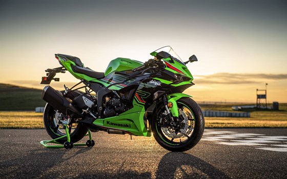 Neufahrzeug Kawasaki Ninja ZX-6R - Bild 1 Neufahrzeug Kawasaki Ninja ZX-6R - Bild 1