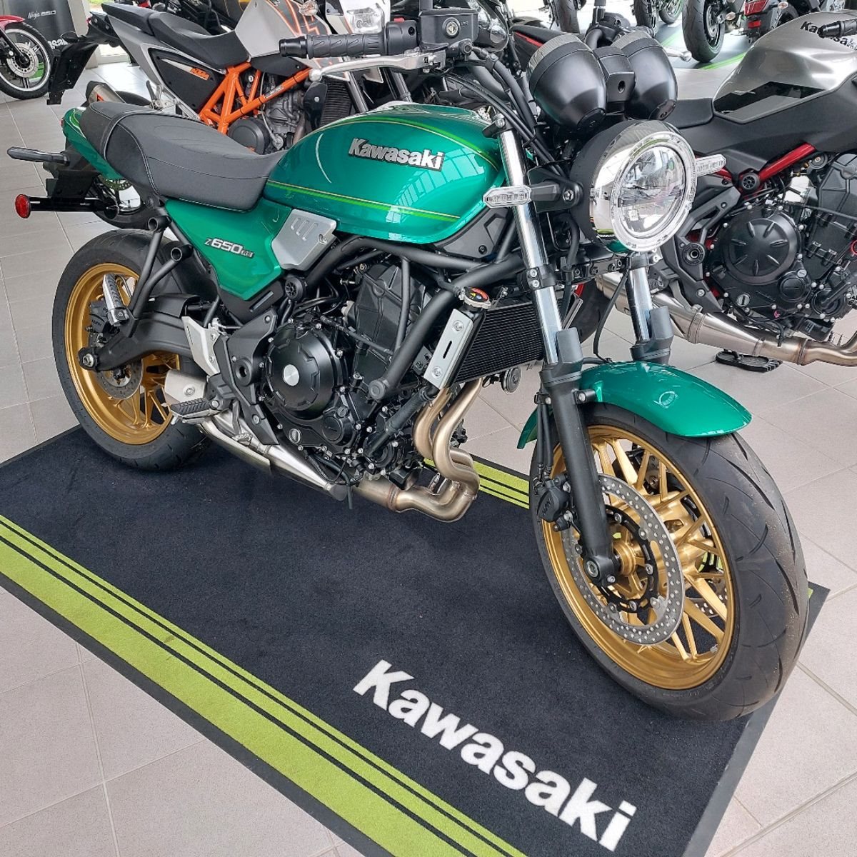 Neue Kawasaki Motorräder kaufen Seite 3
