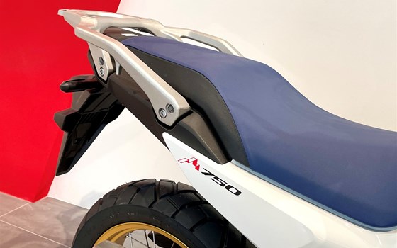 Gebrauchtmotorrad Honda XL750 Transalp - Bild 8